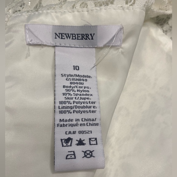 Girls size 10 flower girl or first communion dress made by Newberry - Picture 16 of 16